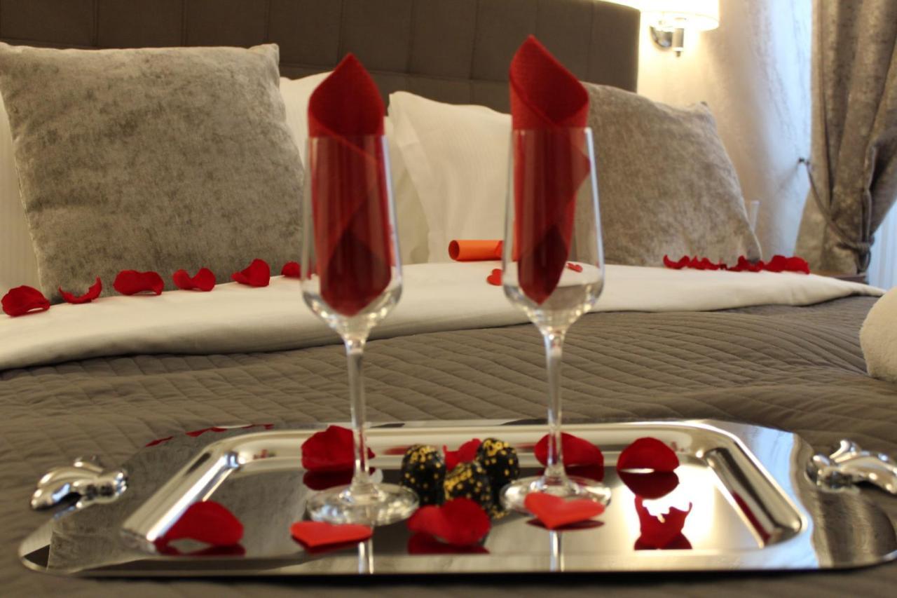 River Luxury Suites — Photos 1